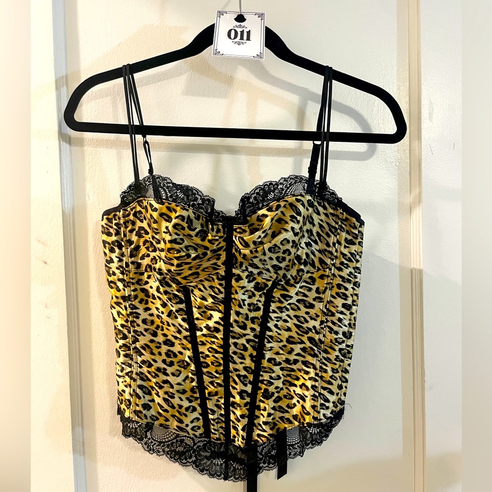 #011 Fredricks of Hollywood Cheetah Corset Size 34